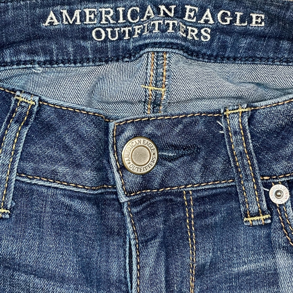 American Eagle Light Wash Faded Skinny Jeans - Picture 3 of 7